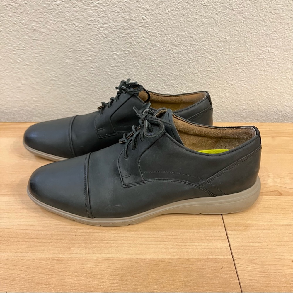Men’s Florsheim Cap Toe Comfortech Leather Oxford Dress Shoes - Size 10.5